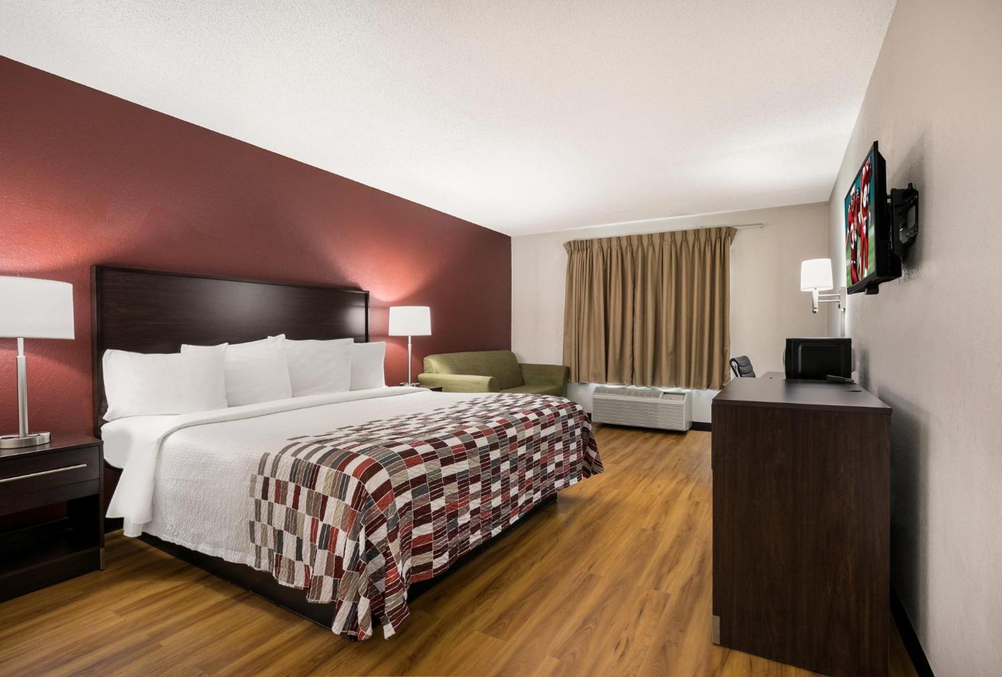 Red Roof Inn & Suites Knoxville East Dış mekan fotoğraf